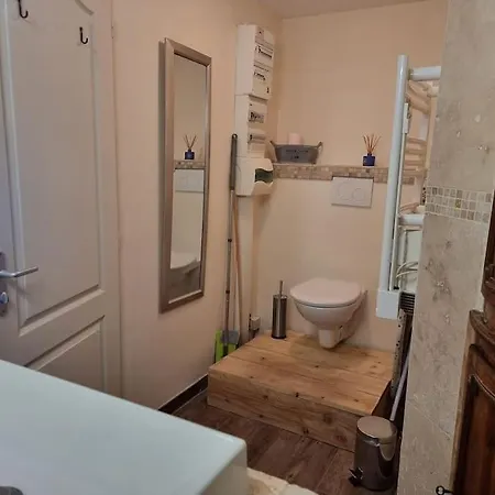 Maisonnette Et Jardin A 5mn De La La Ciotat Holiday home Ceyreste